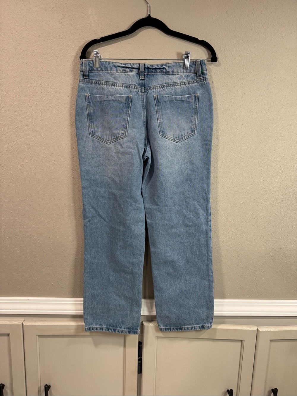 NWT Ban Jars Cropped Embroidered Light Blue Jeans - Picture 6 of 9